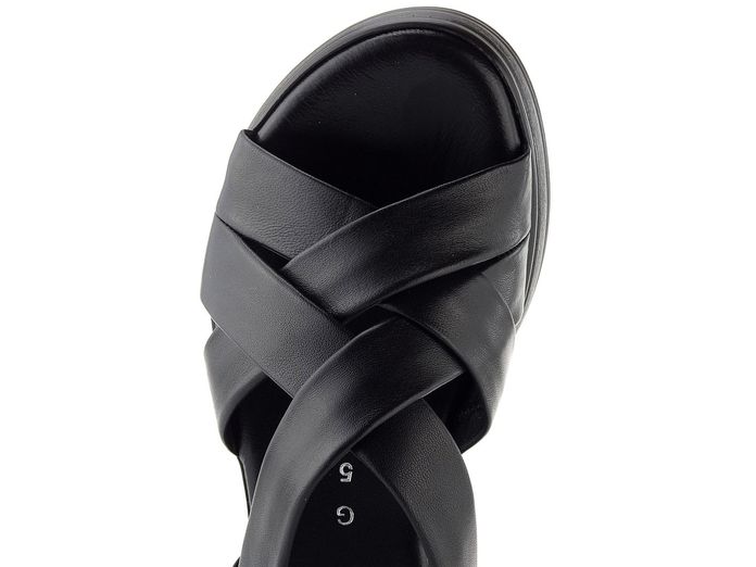 Gabor sandály na platformě černé 82.743.57