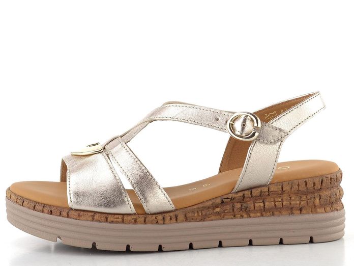 Gabor metalické sandály na klínu puder 82.707.82