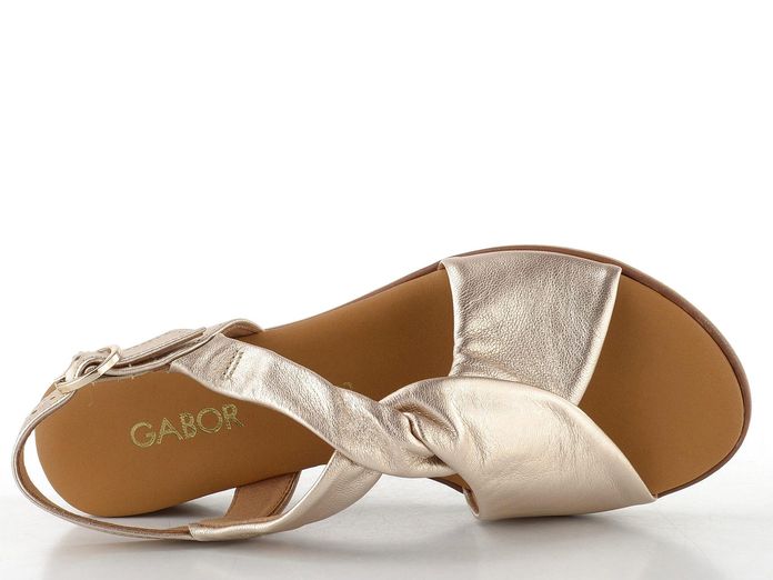 Gabor metalické sandály na klínu puder 82.751.82