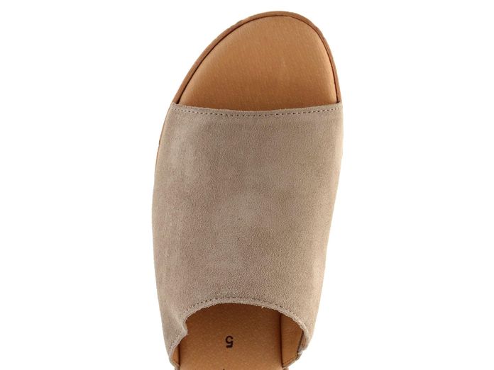 Gabor pantofle na platformě s podpatkem silk 44.760.12